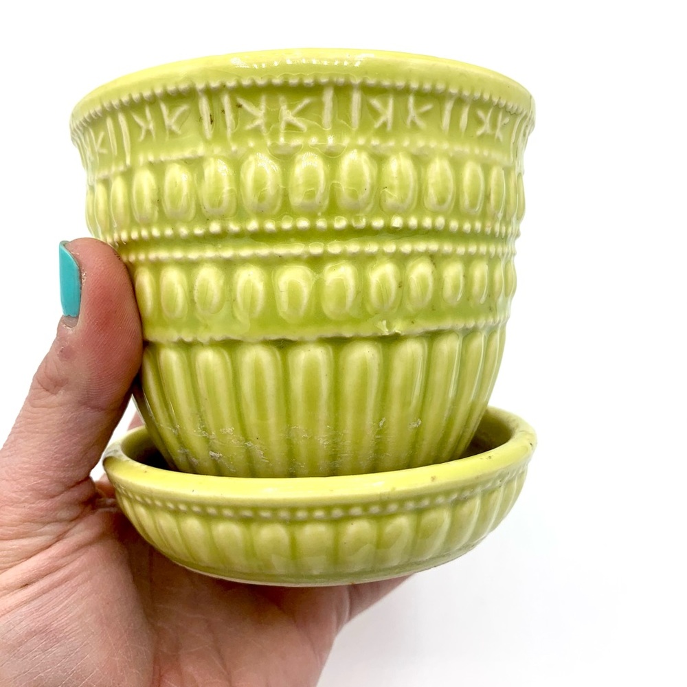 Vintage Lime Green McCoy Planter